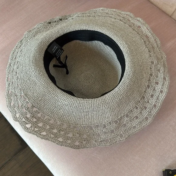 NWT SOUTHERN SPARKLE BEACH HAT - Picture 8 of 12